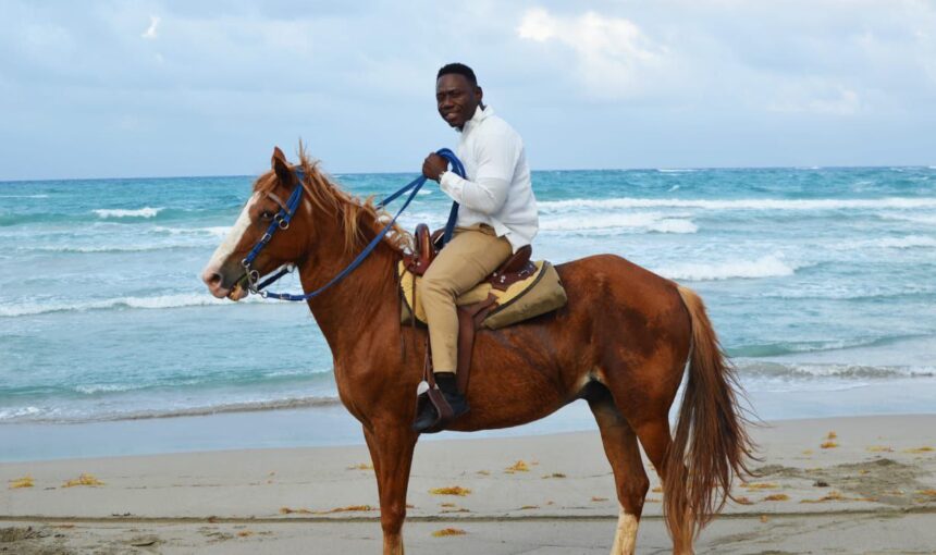 EXPLORE THE BEST HORSE RIDE TO MACAO BEACH